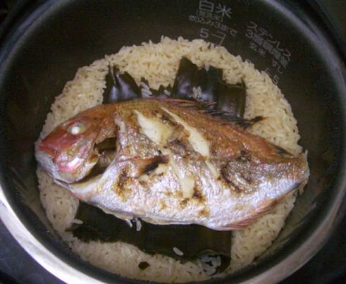 http://www.cuckoousastore.com/blog/wp-content/uploads/2017/02/fish_in_rice_cooker.png